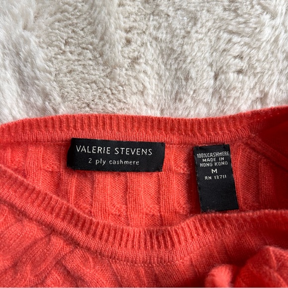 100% Cashmere Valerie Steven’s Orange Sweater - Picture 2 of 4